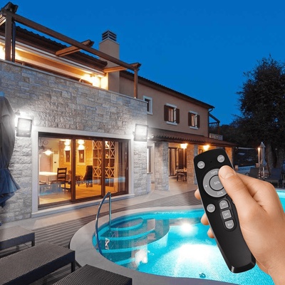 Foco Led con Panel Solar  50W